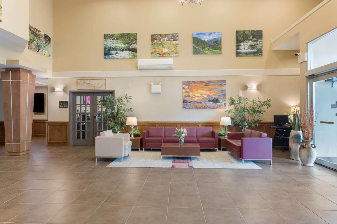 Best Western Plus Saint John Hotel & Suites Extérieur photo