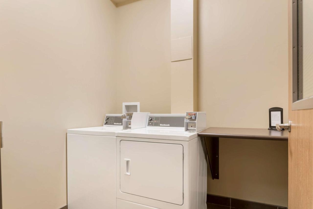 Best Western Plus Saint John Hotel & Suites Extérieur photo