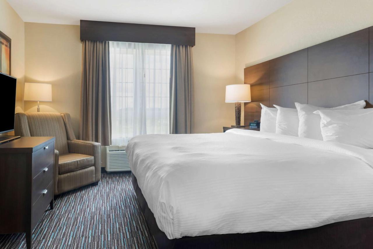 Best Western Plus Saint John Hotel & Suites Extérieur photo