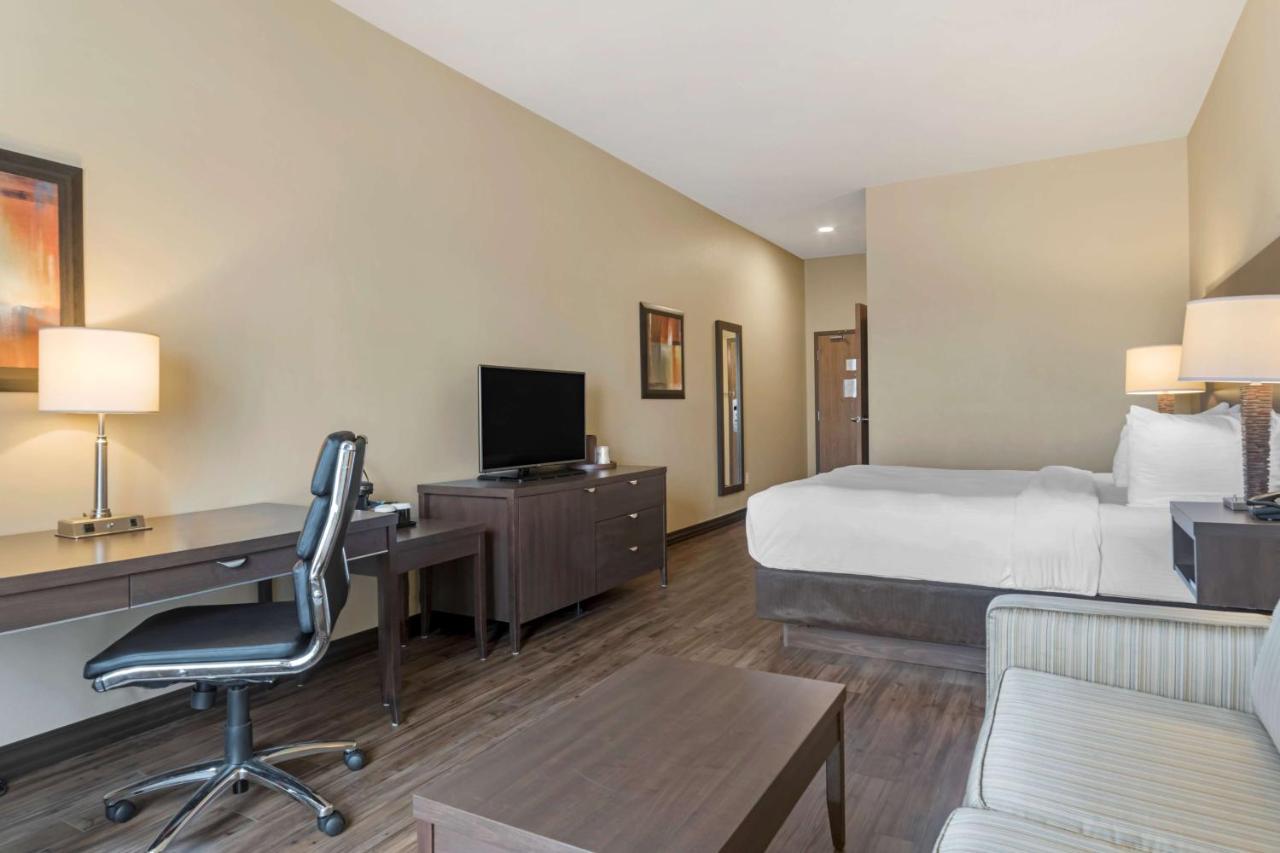 Best Western Plus Saint John Hotel & Suites Extérieur photo