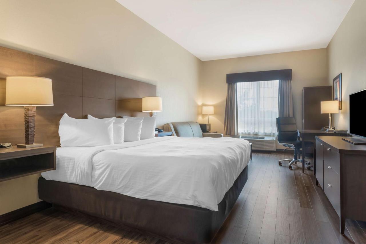 Best Western Plus Saint John Hotel & Suites Extérieur photo