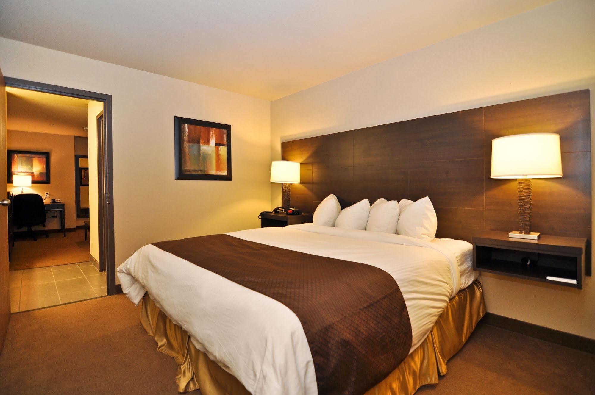 Best Western Plus Saint John Hotel & Suites Extérieur photo